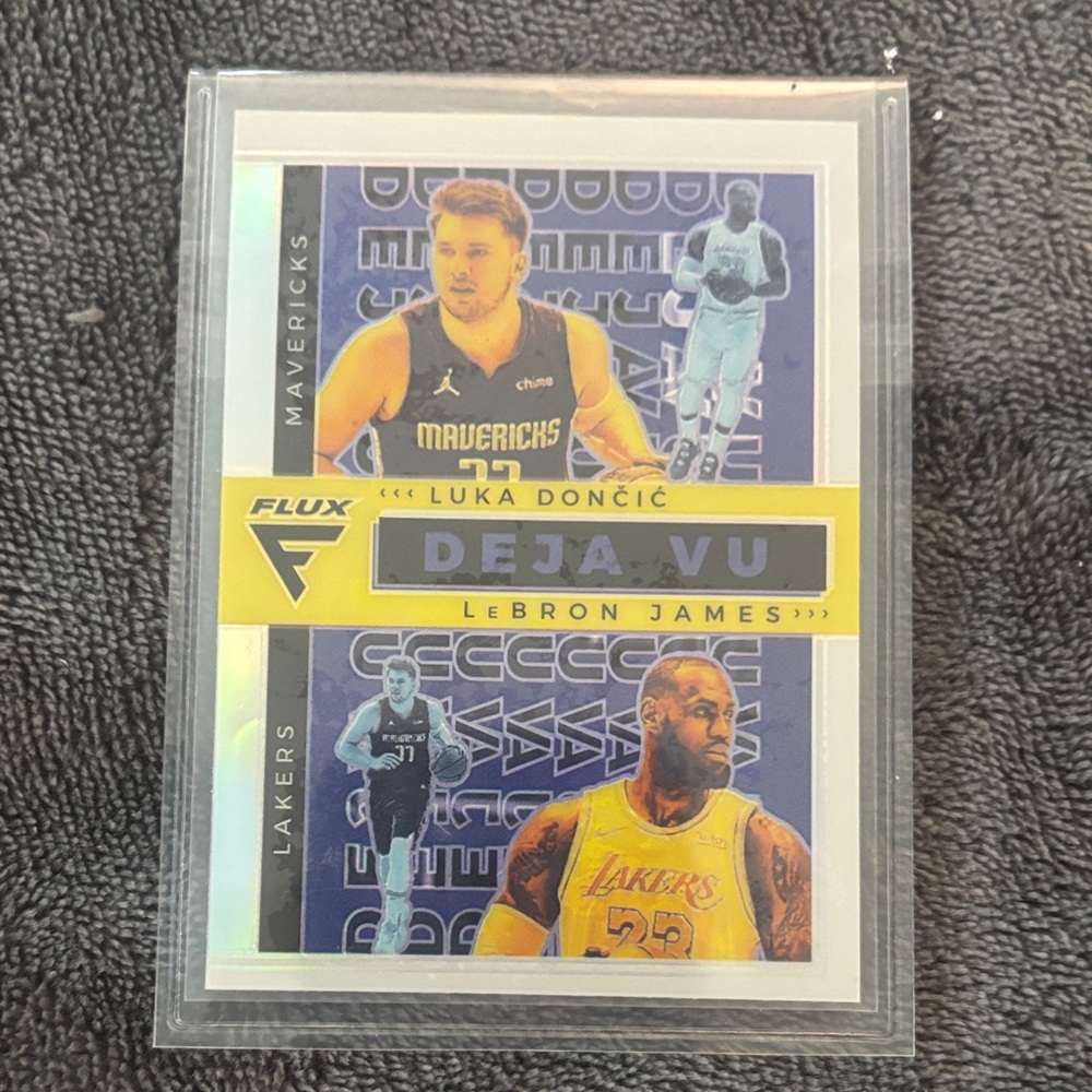 Flux Deja Vu Basketball Trading Card